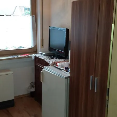 Pensión P&b Monteur & Ferienzimmer *
