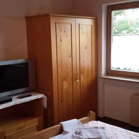 Pensión P&b Monteur & Ferienzimmer *